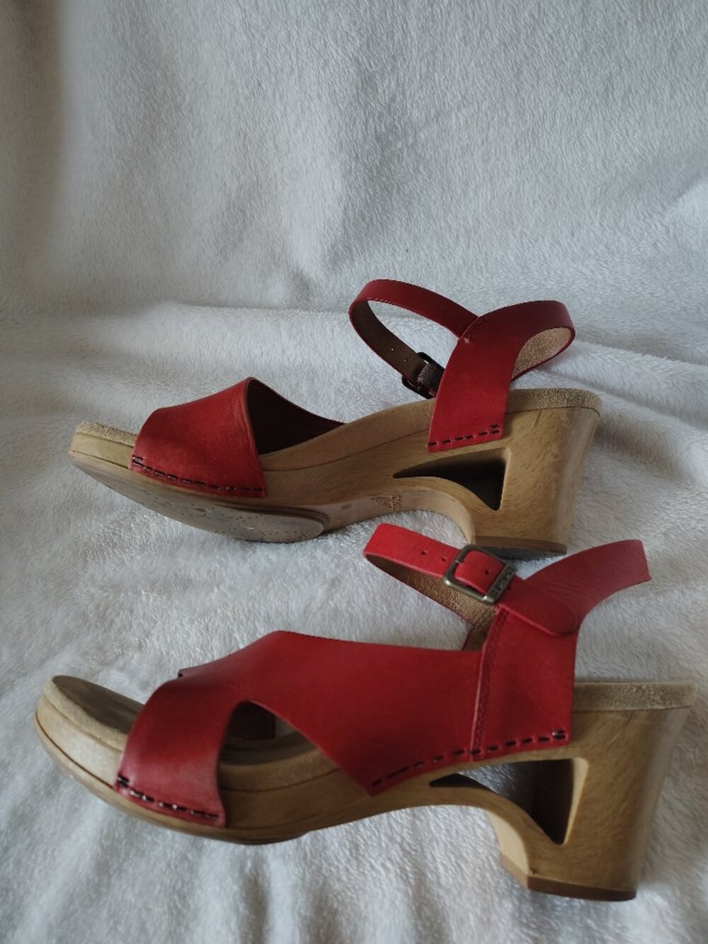 Dansko Tasha Cut Out Wedge Sandals 41